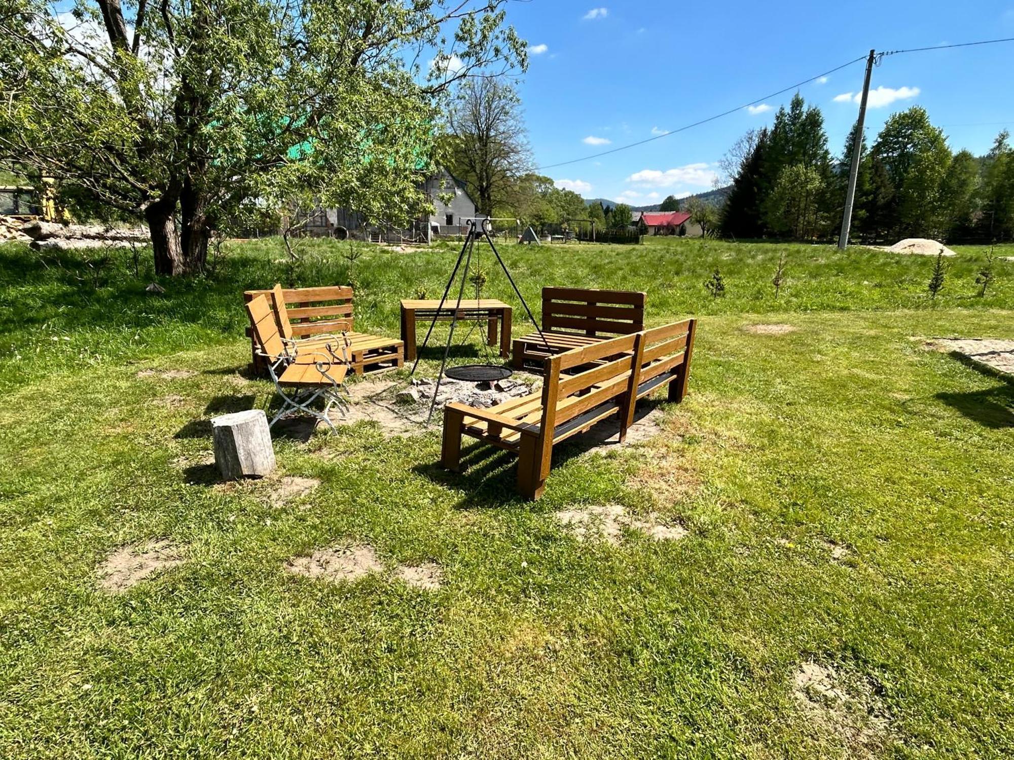 Villa Obok Dziadka W Okolicy Czarnej Gory Stary Gieraltow